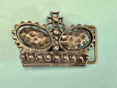 The Royal Crown – Vintage See Through Cutout Studded Belt Buckle