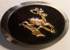 belt buckle oval John Deere logo with horse plow Spec Cast 3.75&Prime; black silver