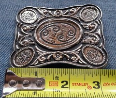 FLORAL CIRCLE ROPE DECORATIVE PATTERNED BLACK & SILVER COLOR WESTERN BELT BUCKLE