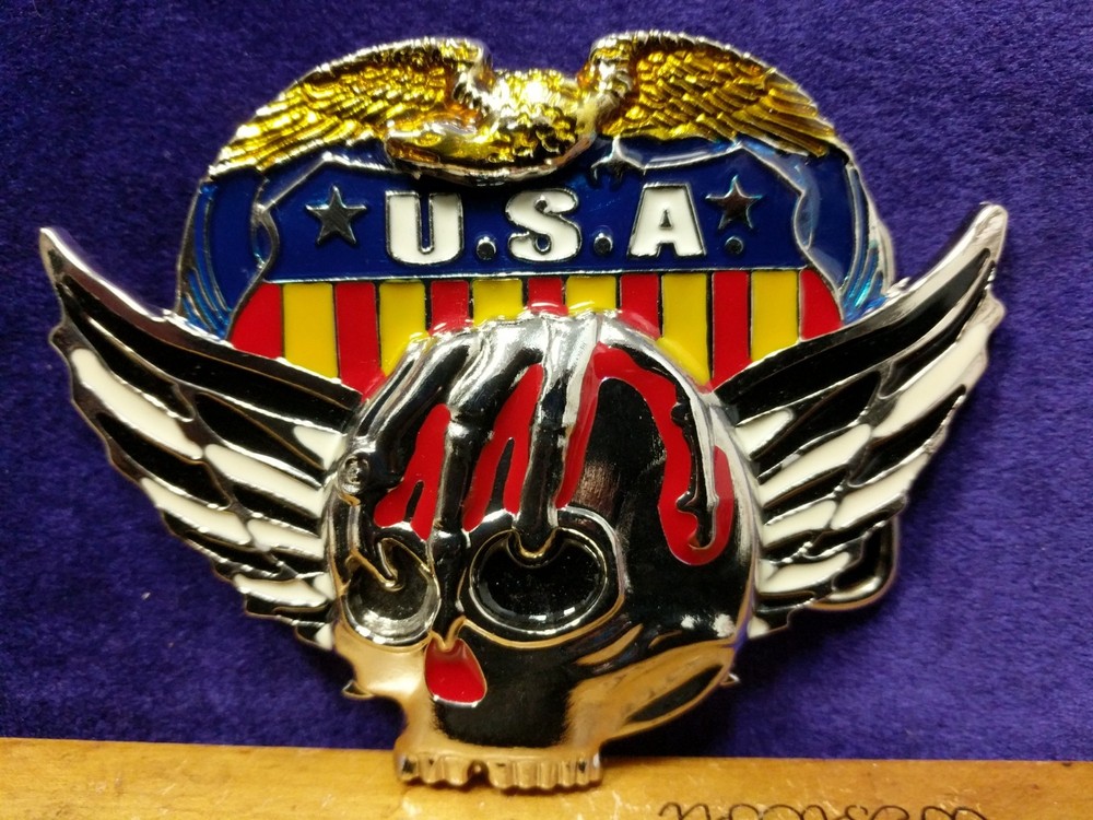 Great/Fun/Fashionable Belt Buckle U.S.A. Skull With Wings Freedom Silvertone