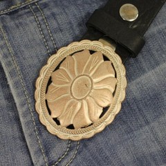 Floral Ornament Belt Buckle 4cm, Elegant Design in Roseperla & Dark Silver