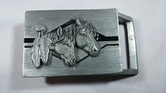 Siskiyou Belt Buckle 1998 Silver 2 Horses/2 feathers