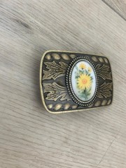 Country Daisy Belt Buckle Whimsical Yellow Flower Western Style Fits 1.5in Belt