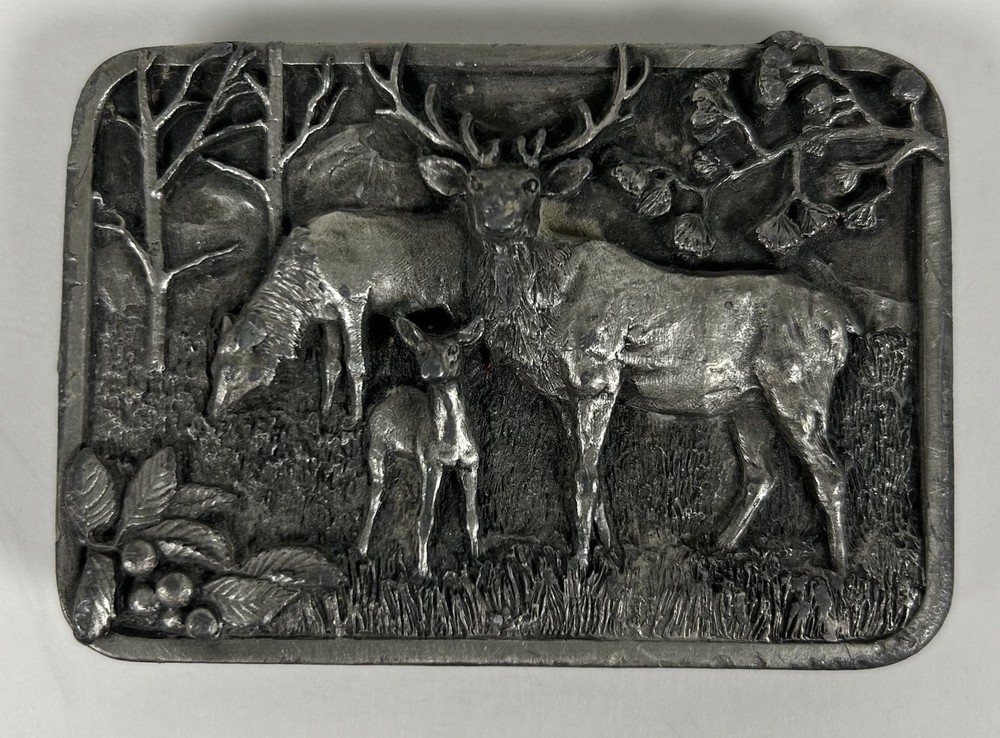 VTG Siskiyou Buckle Co. Wapiti Elk Family Belt Buckle 1982 Silver Pewter