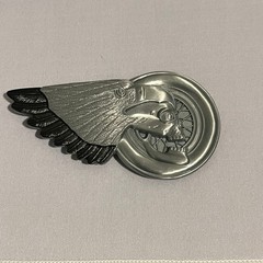 Winged Skull Belt Buckle Mens Silver Tone Metal Motorcycle Gothic Eagle Wheel