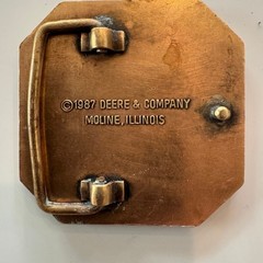 1987 Deere & Company Moline Illinois Octagon Buck Belt Buckle Deere Stag D Logo