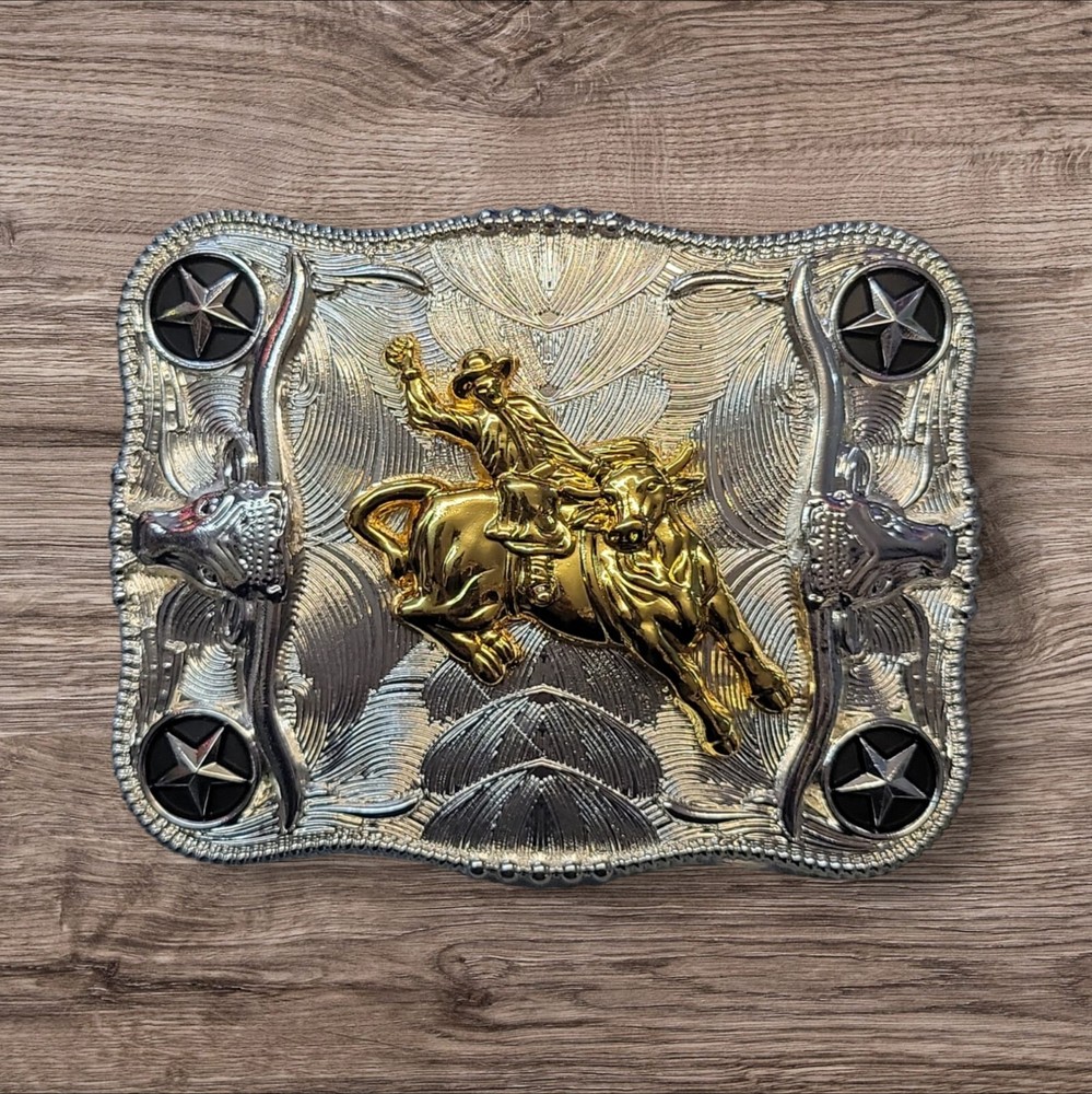 Cowboy Belt Buckle – Bull Rider/Longhorn Bull Head 4.25&Prime;x 3.25&Prime;Silver/Gold/Black
