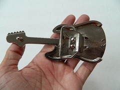 ELECTRIC GUITAR BELT BUCKLE, ZINC ALLOY, SILVER COLOR, 5.5&Prime;, 3D SCULPTED DESIGN