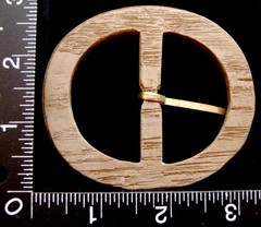 LL04128 *NOS* HAND CRAFTED ***CUT-OUT WOOD*** ROUND TONGUE TYPE BELT BUCKLE