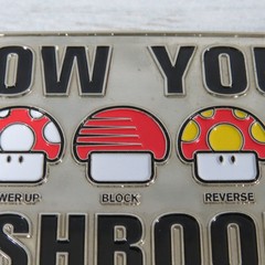 2004 Nintendo Know Your Mushrooms Super Mario Belt Buckle