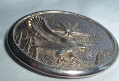 VINTAGE EAGLE IN FLIGHT METAL BELT BUCKLE