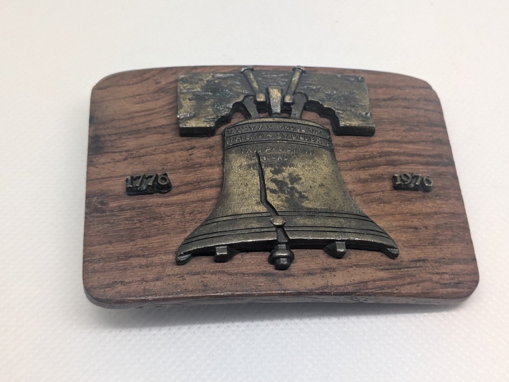 Vintage Unbranded 1776-1976 Wood Belt Buckle with Metal Liberty Bell & Dates