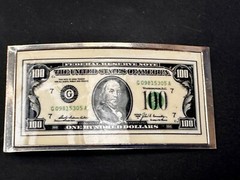 One Hundred Dollar Bill Picture Note United States of America Belt Buckle