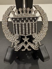 Silver Stars Casting Co. American Finest Rhinestone Eagle Shield /2004