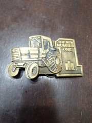 Vintage IH International Harvester 5288 Tractor « The New Number 1 » Belt Buckle