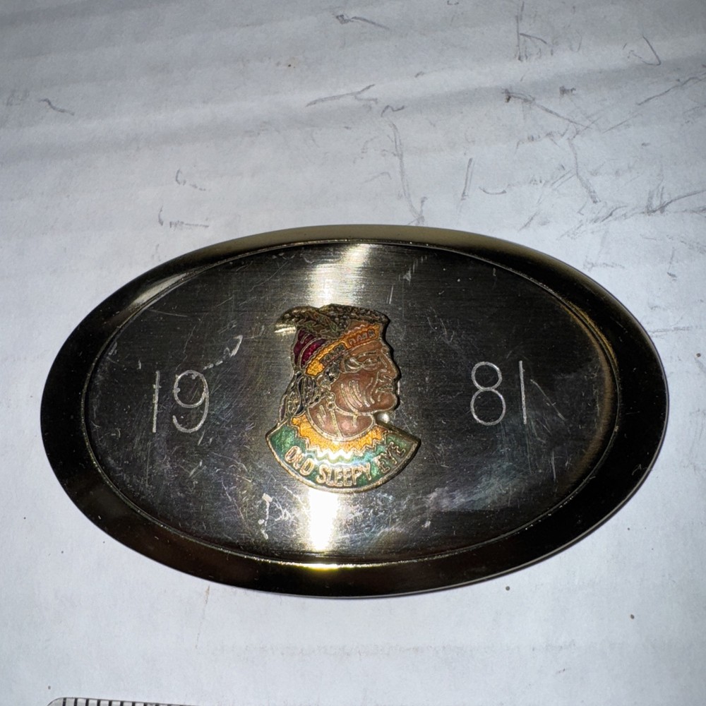 1981 Old Sleepy Eye Stoneware Vintage Rare Old Belt Buckle Fast Free-shipping