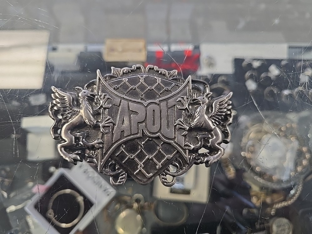 Tapout Belt Buckle Black Grey Metal Dragons MMA Cage Mixed Martial Arts Y2K