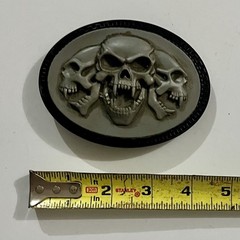 Men&rsquo;s Oval Skull Western Belt Buckle Gray/Black Metal Fits 2in