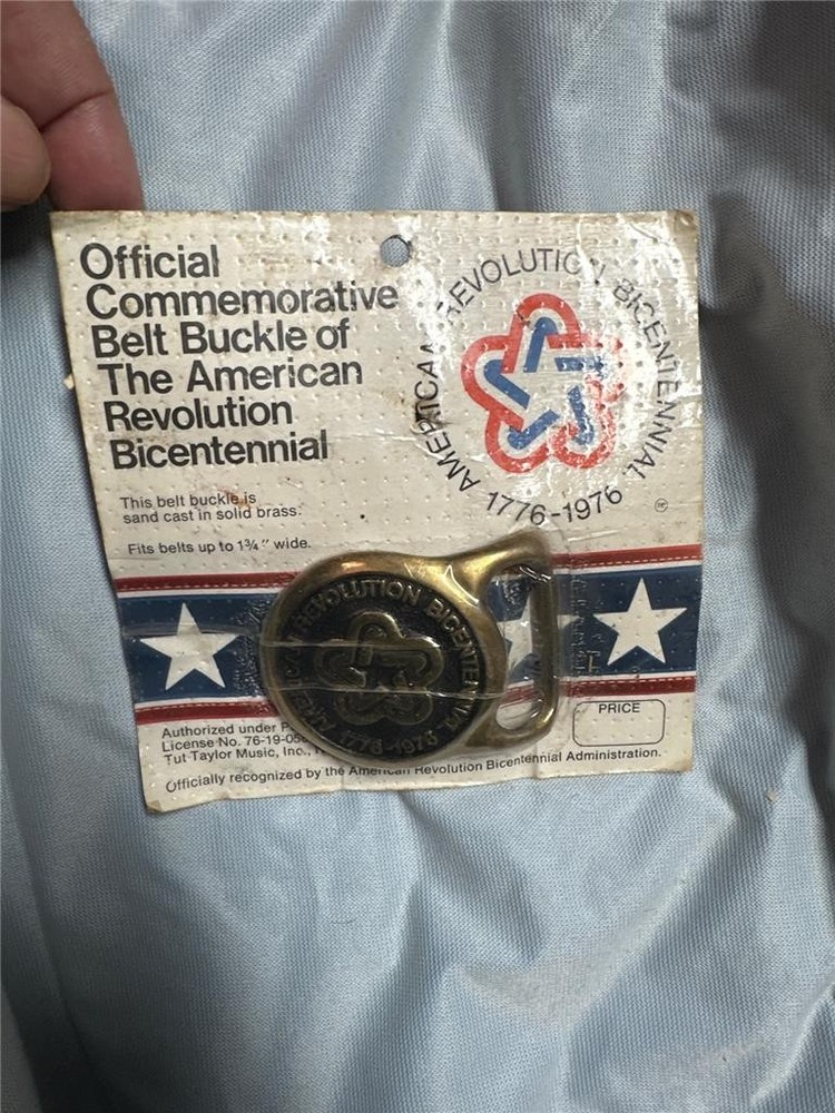 Official Commemorative Belt Buckle Of The American Revolution Bicentennial