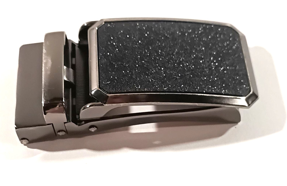 Shiny glitter black silver Metal buckle for belt used not bad!