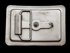 MH09114 VINTAGE 1970s CROSSHATCH PATTERN FASHION BELT BUCKLE