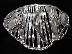 QK11172 *NOS* REALLY COOL **ABSTRACT ARTWORK** STAINLESS STEEL BELT BUCKLE