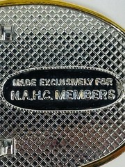 NORTH AMERICAN HUNTING CLUB – Wings of Gold Men&rsquo;s Western Belt Buckle 24k Gold