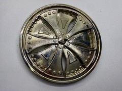 Round Sports Car Truck Rim Tire Spinner Moving Wheel Silver Color Belt Buckle