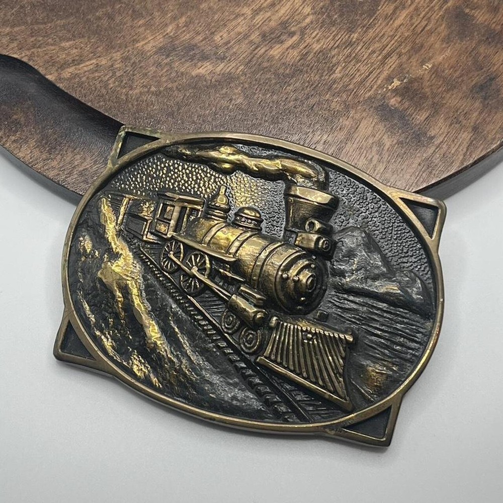 Steam Train Belt Buckle Railroad Locomotive Mens Western Vintage Brass