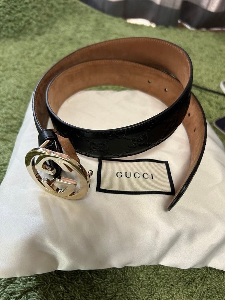 GUCCI Pre-Owned Double Logo Leather Belt 370543 Worn By Watashi Rakia
