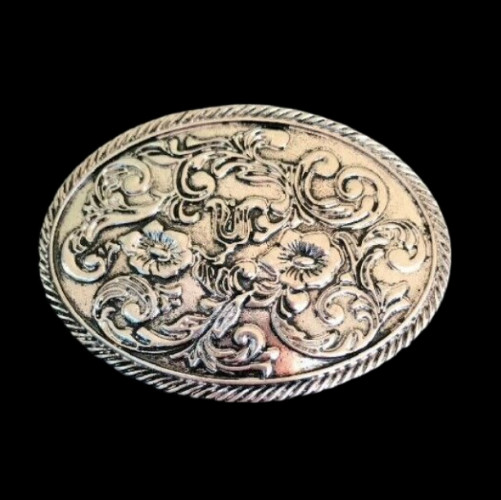 Beautiful Vintage Looking Belt Buckle Flower Pattern Floral