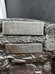 Vtg. 1984 Beer Drinker #&rsquo;D Limited-Edition Commemorative 3 1/4&Prime; by 2 5/16&Prime;
