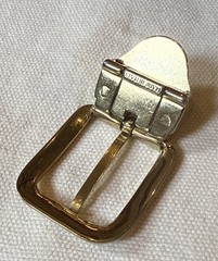 Unisex Gold Tone Belt Buckle Made In Italy With Leather Clip
