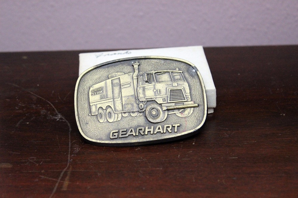 Original 1980s Gearhart Company Bronze/Brass Metal Belt Buckle Well Drilling