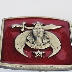 1984 Bergamot Brass Works Shriners Masonic Belt Buckle Red Enamel X-147 Vintage