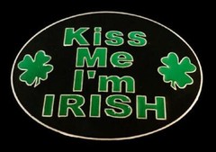 Kiss Me I&rsquo;m Irish Shamrock Bar Joke Humor Funny Belt Buckle