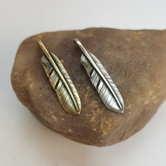 40*8mm Feather Charm Unique Pendants Jewelry Necklace DIY #SALES lot