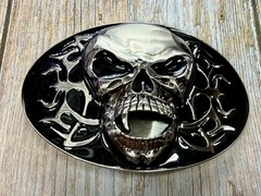 Creepy Flaming Vampire Skull with Fang Gothic Punk Pre Loved Belt Buckle