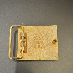 Lee Gold Tone Rectangular Logo Belt Buckle Raised R, Fits 1.5in Belt. 863