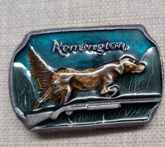 vintage HUNTING DOG belt buckle REMINGTON irish setter WESTERN duck hunt GUN