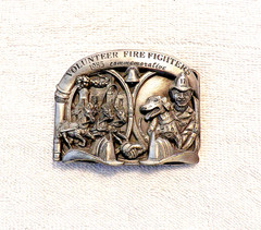 LIMITED EDITION VOLUNTEER AMERICAN FIRE FIGHTER 1985 COMMEMORATIVE 1488/2500 BB7