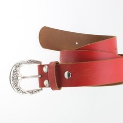 Pin Buckle Belt Buckle with Ornament – Classic Metal Design