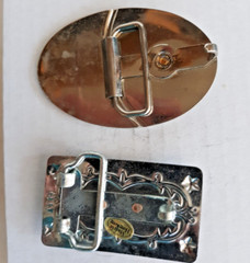 2 metal belt buckles Conestoga wagon and horse head 3.25&Prime; long unbranded