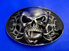 Creepy Flaming Vampire Skull with Fang Gothic Punk Pre Loved Belt Buckle