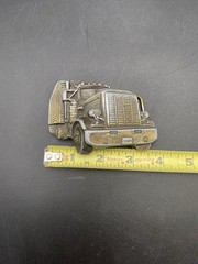 Vintage TRUCKER Belt Buckle BIG RIG Semi-Truck SOLID Metal Heavy WESTERN Cowboy