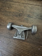 Independent Trucks Shaped Metal Belt Buckle *Rare*