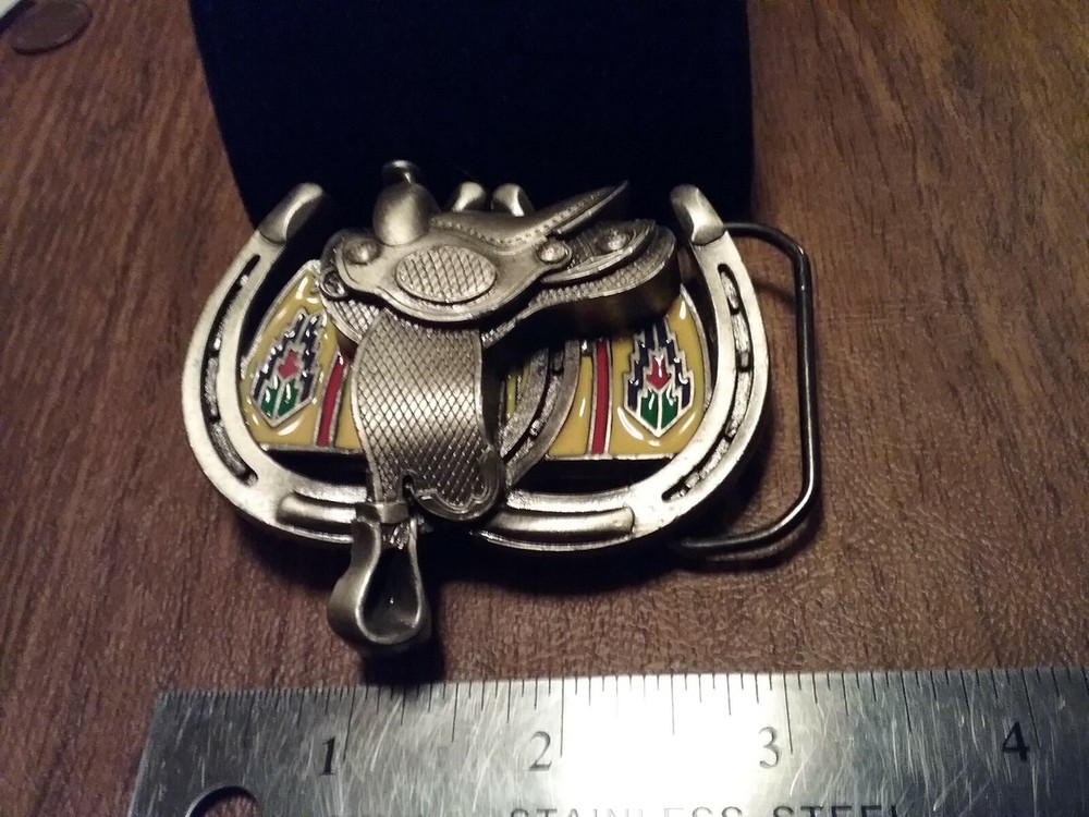 NEW saddle horseshoe no.1964 Great USA 1990 Metal Buckl ENAMEL color southwest