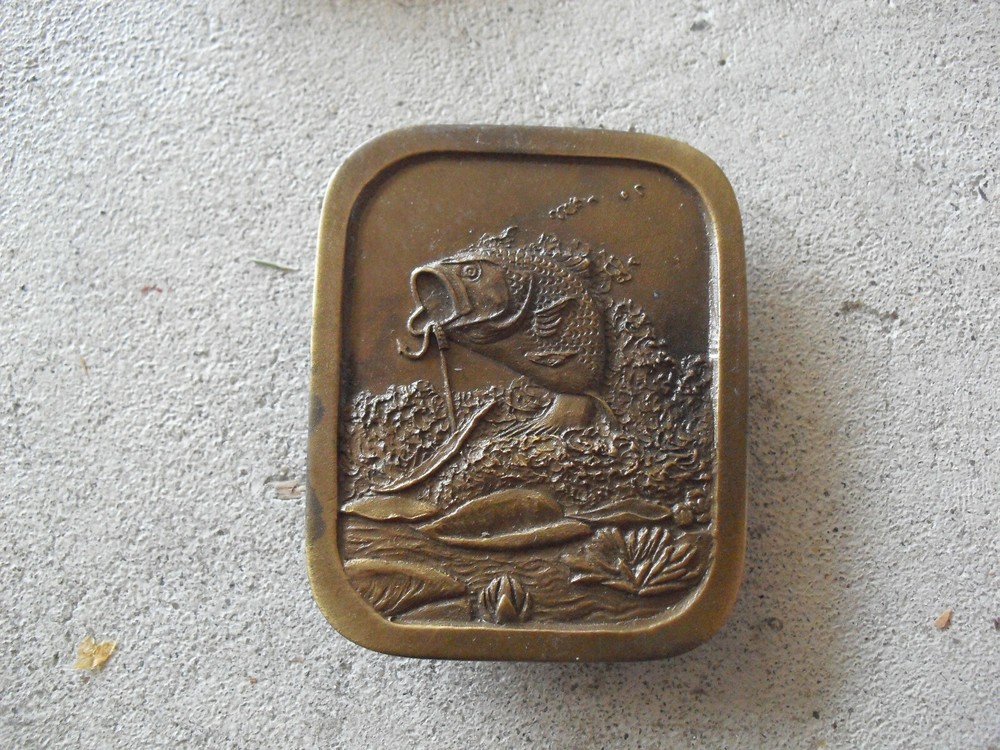 Vintage Brass Indiana Metal Craft Bass Fish Belt Buckle 2 1/4&Prime; Wide