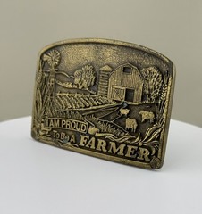 I Am Proud To Be A Farmer Belt Buckle Vintage Americana 1977 Barn Scene