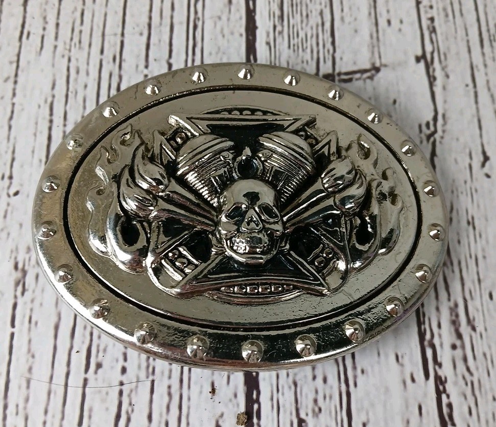 Belt Buckle Metal Motorcycle Skull Flames Mens Oval 3.5&Prime; x 2 5/8&Prime;